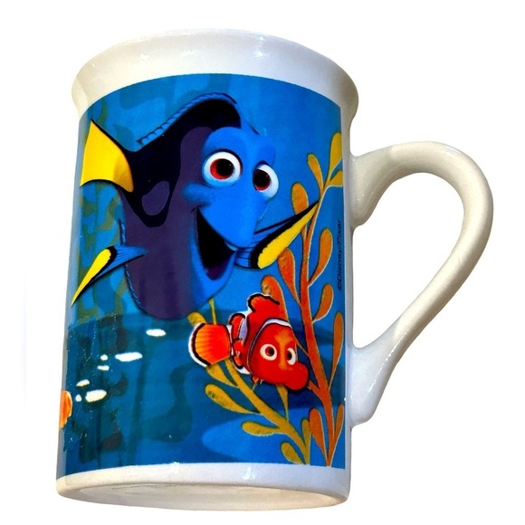 Disney Pixar Finding Dory Mug Cup Coffee Tea 4” Tall 2016 - Picture 2 of 5